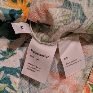 Reformation Tops - Reformation Holiday Shirt in Hawaiian Print Reformation Tops - Reformation Holiday Shirt in Hawaiian Print